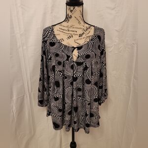 Essentials By Milano Blouse